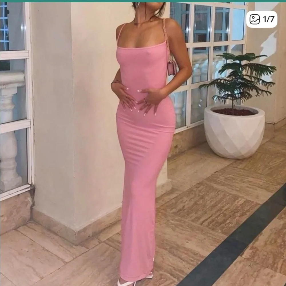 SKIMS Bubblegum Pink soft lounge long slip dress - Picture 4 of 5